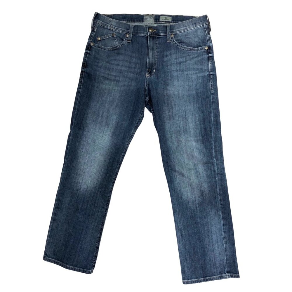 Rock & Republic Jeans Mens 38x32 Straight Leg Medium Wash Classic Fit Embroidery